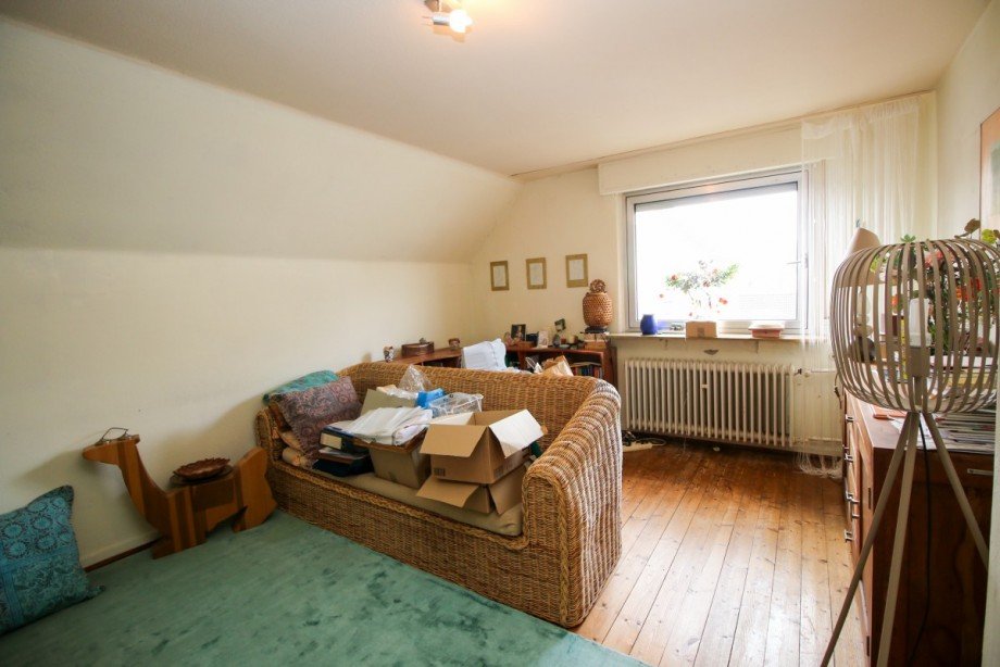OG - Wohnzimmer Zweifamilienhaus Darmstadt