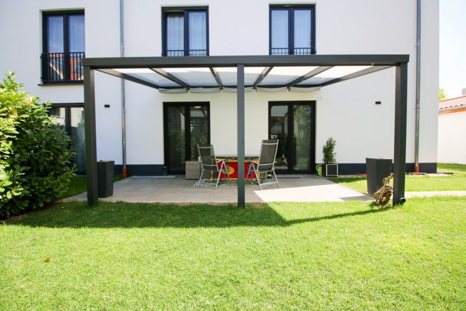 Terrasse mit �berdachung Erdgeschosswohnung Hattersheim am Main