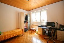 Hinterhaus - B�roraum Zweifamilienhaus + Einfamilienhaus / Garten / Doppelgarage *** PROVISIONSFREI f�r den K�ufer ***