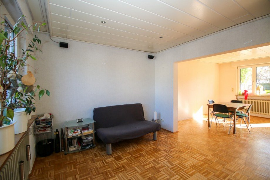 Wohnzimmer - EG Reihenmittelhaus Darmstadt