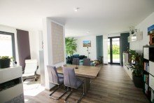 Wohn-/ Essbereich Neubau 2022 - Bezugsfrei - EG-Wohnung - gro�er Garten *** PROVISIONSFREI f�r den K�ufer ***