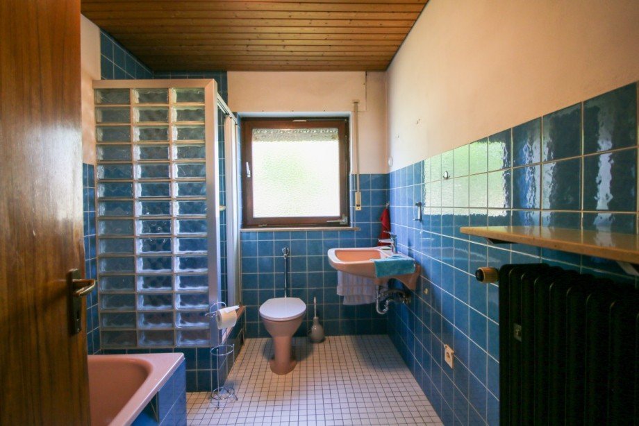 Badezimmer Einfamilienhaus Gernsheim