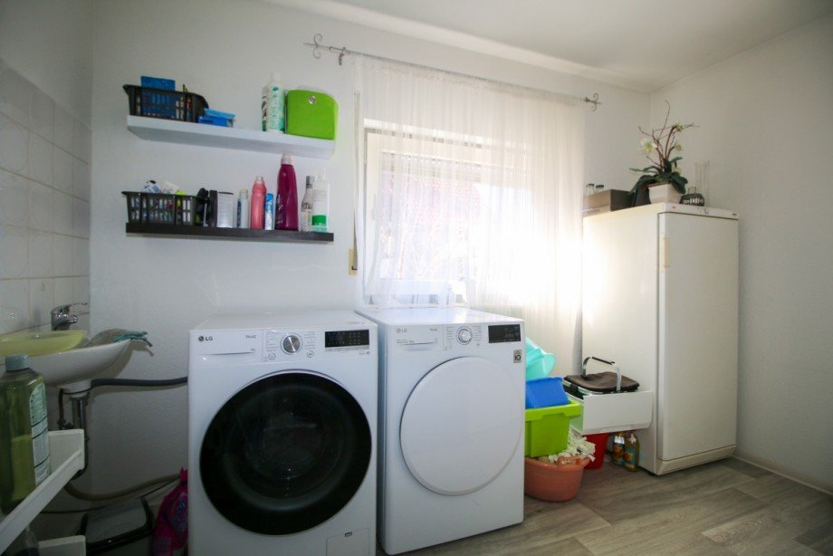 1. OG - Abstellraum Zweifamilienhaus Messel