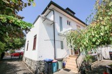 Vorderhaus mit Wintergarten Zweifamilienhaus + Einfamilienhaus / Garten / Doppelgarage *** PROVISIONSFREI f�r den K�ufer ***