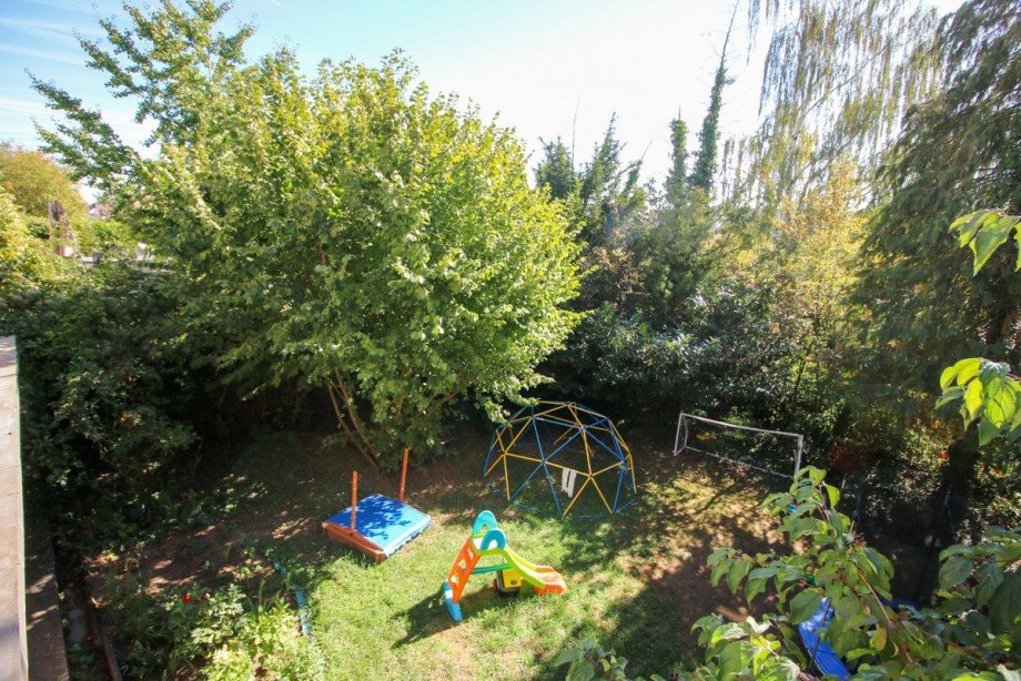 Blick in Garten vom Balkon Einfamilienhaus Ro�dorf