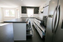 K�che / Ausz�ge Bezugsfreie, moderne EG-Wohnung / gro�er Garten + Garage ***PROVISIONSFREI f�r den K�ufer***