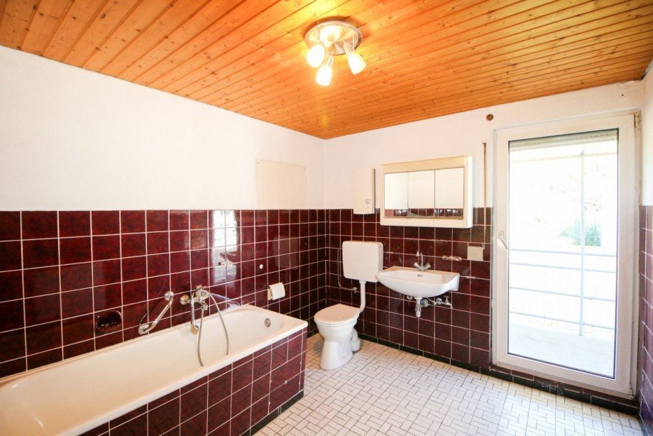 Badezimmer - OG Einfamilienhaus Brensbach