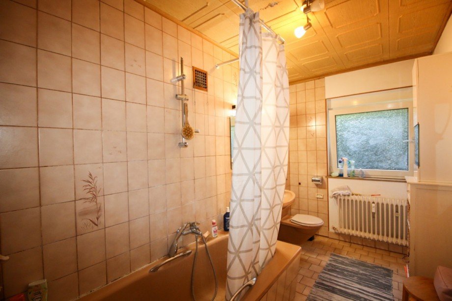 Badezimmer - EG Einfamilienhaus Ro�dorf